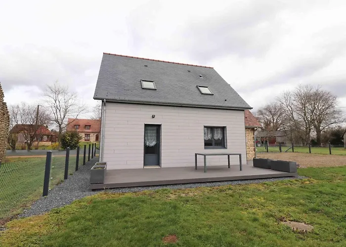 Maison Renovee Avec Jardin Clos, 3 Chambres, Recharge Ev Gratuite, Proche Suisse Normande - Fr-1-497-178 * Sainte-Opportune